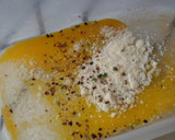 Foto del paso 1 de la receta: Tostada francesa saladas sabor queso (Pan duro)
