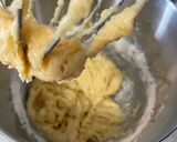 A picture of step 2 of Oreo banana bread.