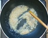 A picture of step 2 of Bhindi Punjabi Masala.