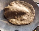 બાજરા ની રોટી (Bajra Roti Recipe In Gujarati) રેસીપી સ્ટેપ5ફોટો