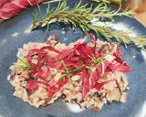 Foto del passaggio 6 della ricetta Risotto al radicchio con salsiccia e asiago