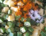 ભીંડા બટાકા ની સબ્જી (Bhinda Bataka Sabji Recipe In Gujarati) રેસીપી સ્ટેપ2ફોટો