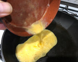 Foto del paso 2 de la receta: Tortilla rellena de pisto de calabacín