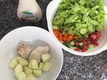 Salad gà rau + táo sốt phô mai golden farm bước làm 1 hình