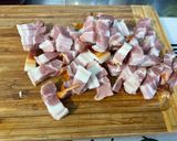 Une image de l'étape 4 de Rôti de sanglier mariné, carottes et lard fumé.