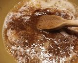 A picture of step 2 of Bangers, mash n onion gravy.