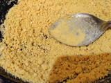 खोया मिक्स बेसन बर्फी (Khoya mix besan barfi recipe in hindi)             