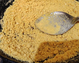 खोया मिक्स बेसन बर्फी (Khoya mix besan barfi recipe in hindi)              रेसिपी चरण 1 फोटो