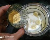 A picture of step 4 of Banana Nutella Milkshake.