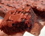 Foto langkah ke 10 dari resep Red Velvet Fudgy Brownies.