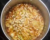 Foto del paso 3 de la receta: Alubias blancas con chorizo