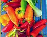 Foto del paso 1 de la receta: Ensalada de pimientos asados en salsa invertida del mismo asado