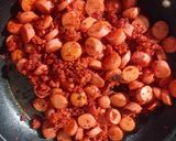 Foto del paso 3 de la receta: Alambre de salchichas y chorizo 🇲🇽😍😍