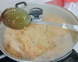 A picture of step 2 of Spicy chicken yakhni pulao.