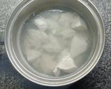 Foto del paso 1 de la receta: Empanadas de pollo al verdeo