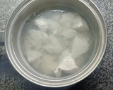 Foto del paso 1 de la receta: Empanadas de pollo al verdeo