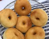 Foto langkah ke 4 dari resep Donat Maizena.