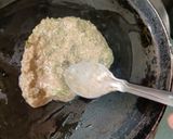 A picture of step 3 of Turai jowar flour chilla.