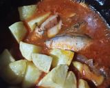 Foto langkah ke 4 dari resep Ikan sarden kentang.