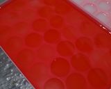 Foto langkah ke 3 dari resep Jelly Ball Merah Putih.