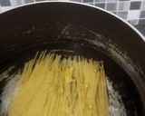 Foto langkah ke 1 dari resep Spaghetti Aglio Olio.