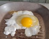 Foto langkah ke 4 dari resep Simple Breakfast.