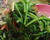 Foto langkah ke 6 dari resep Tumis Kangkung Duo Jamur.