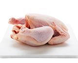 Hình bước làm 3 của món Gà hấp trái bí với thảo mộc