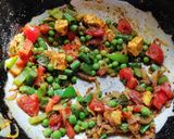 मिक्स वेज दलिया (Mix veg dalia recipe in Hindi) रेसिपी चरण 2 फोटो