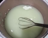 Foto langkah ke 2 dari resep Puding Lumer Matcha (3 bahan).