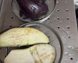 A picture of step 1 of Japanese Aubergine Salad (just boil 👏).