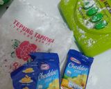 Foto langkah ke 1 dari resep Stik keju simple  ACI / TEPUNG TAPIOKA / TEPUNG KANJI.
