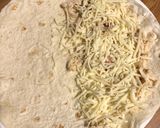 A picture of step 4 of Easy Chicken Quesadillas.