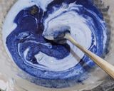 Foto langkah ke 2 dari resep Serabi Bunga Telang / Butterfly Pea Flowers.