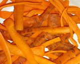 A picture of step 3 of Carrot Peel Crispy Crunchy Chips 🥕😋.