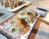 Foto del paso 10 de la receta: Sushi de salmón y palta 🥢