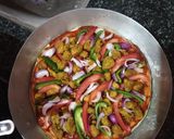 চিকেন চীজ পিজ্জা (chicken cheese pizza recipe in Bengali) রেসিপির ধাপ 4 ছবি