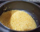 मूंग दाल हलवा कुकर में(moongdaal halwa cooker me recipe in hindi) रेसिपी चरण 3 फोटो