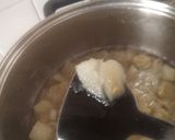 A picture of step 3 of Chatpati Kachi Keri Chuski.