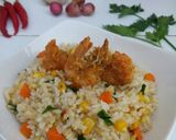 Foto langkah ke 5 dari resep Nasi Goreng Hongkong.
