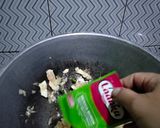 Foto langkah ke 3 dari resep Oseng buncis ayam.