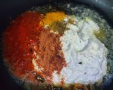 A picture of step 3 of Prawn Butter Masala.