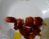 A picture of step 2 of Fresh dates milkshake.
