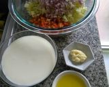 Foto del paso 1 de la receta: Salsa de yogurt con vegetales y aceite de oliva al ajillo