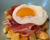 Foto del paso 2 de la receta: Huevos rotos con jamón