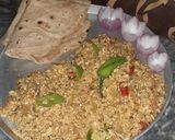 A picture of step 4 of Hyderabadi Khageena.
