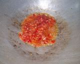Foto langkah ke 2 dari resep Sambal Goreng Kentang Hati Ayam.