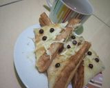 Foto langkah ke 5 dari resep Roti Bakar Coklat Keju Simple.