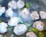 Hình bước làm 2 của món Canh bí đao nấu chả cá thu viên