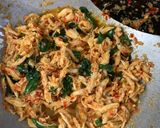 Foto langkah ke 5 dari resep Ayam Suwir Kemangi.
